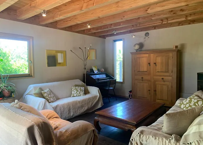 Villa Jolie Maison En Bois Avec Piscine Saint-Césaire-de-Gauzignan