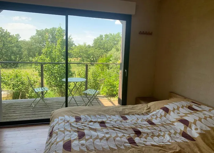 Jolie Maison En Bois Avec Piscine *